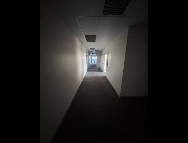 7,500M² OFFICE FOR SALE IN EAST LONDON CENTRAL